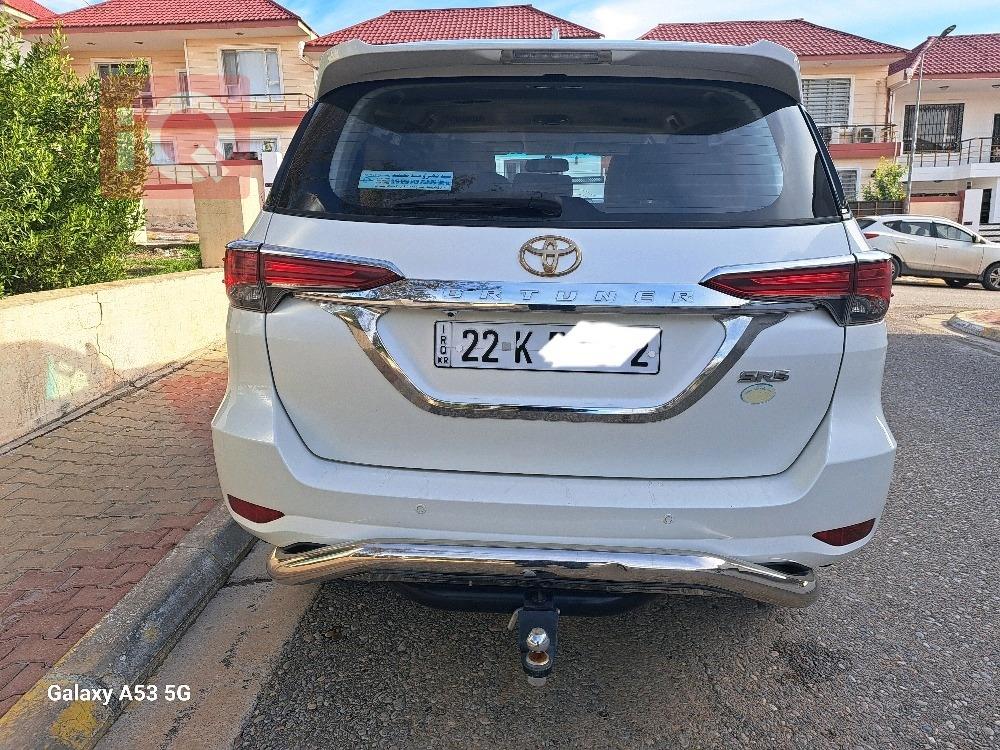 تۆیۆتا فۆرچێنەر